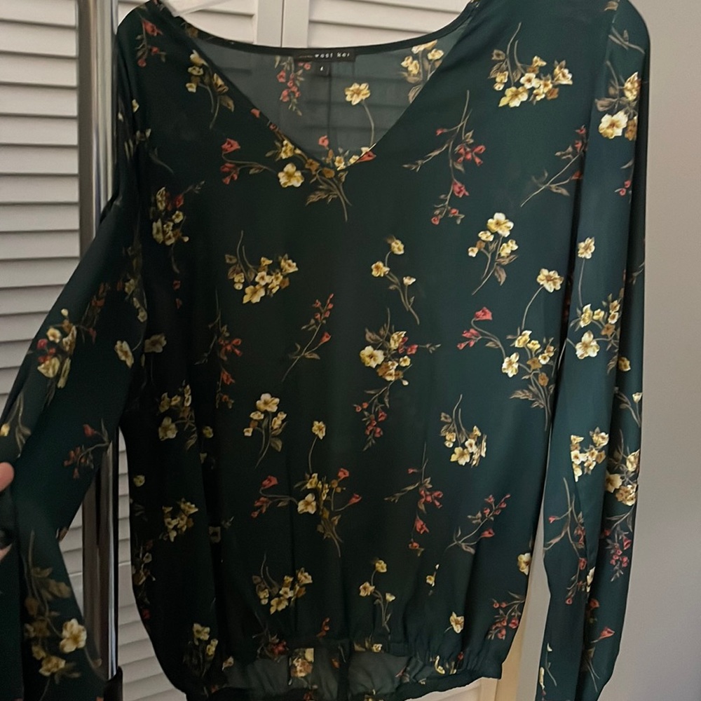 Dark green/flowers business casual top